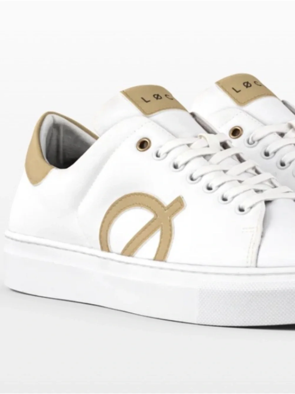LOCI Origin Nine Vegan Sneakers Womens 9 White Tan Low Top Recycled Walking Shoe